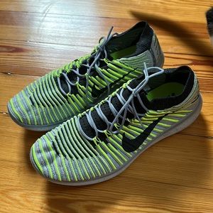 Nike Free Knit Runners